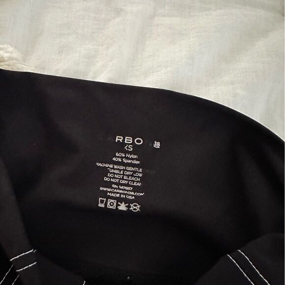 Carbon 38 Women’s Extra Small Black Striped Leggings - Picture 4 of 7